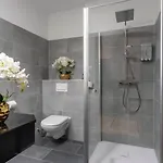Hotel Plaza Wiener Neustadt, Bw Signature Collection 3*