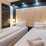 Hotel Plaza Wiener Neustadt, Bw Signature Collection 3*