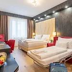 Hotel Plaza Wiener Neustadt, Bw Signature Collection