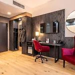 Plaza Wiener Neustadt, Bw Signature Collection