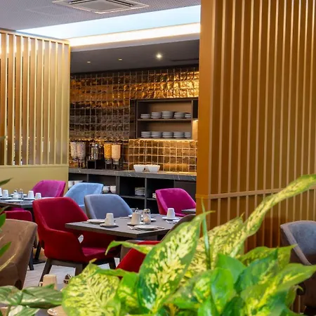 Plaza Wiener Neustadt, Bw Signature Collection 3*