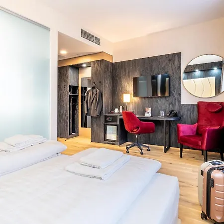 Plaza Wiener Neustadt, Bw Signature Collection Bécsújhely