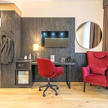 Hotel Plaza Wiener Neustadt, Bw Signature Collection Wiener Neustadt