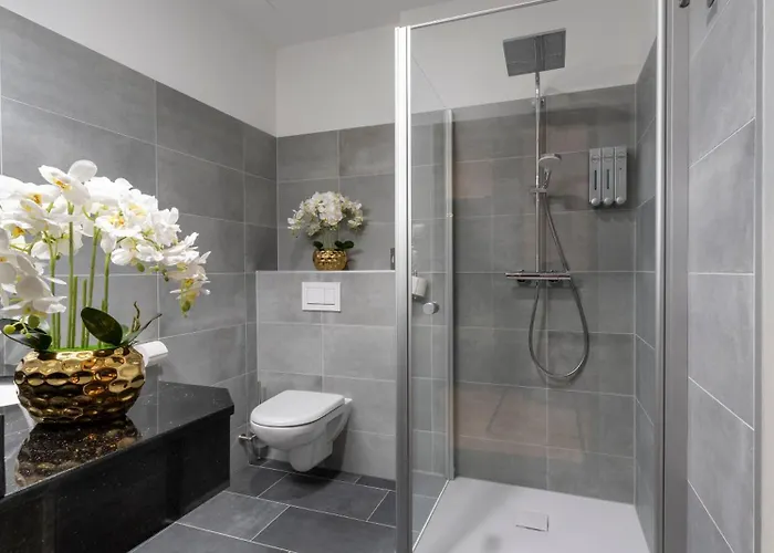 Hotel Plaza Wiener Neustadt, Bw Signature Collection 3*