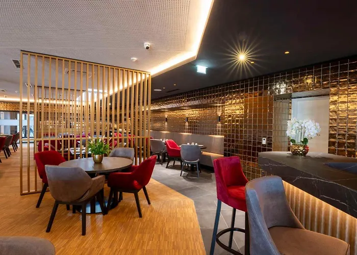 Plaza Wiener Neustadt, Bw Signature Collection 3* وينر نويشتاد