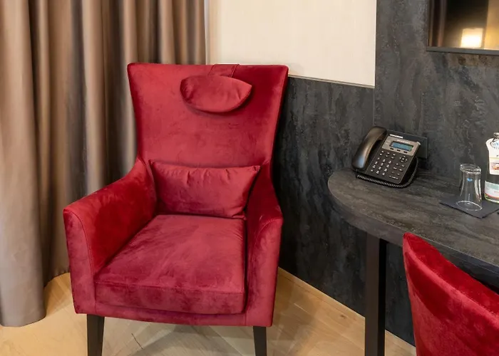 Plaza Wiener Neustadt, Bw Signature Collection 3*