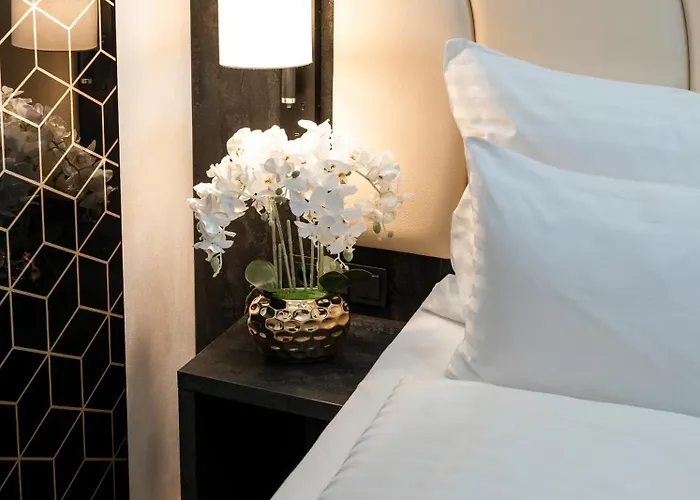 Plaza Wiener Neustadt, Bw Signature Collection